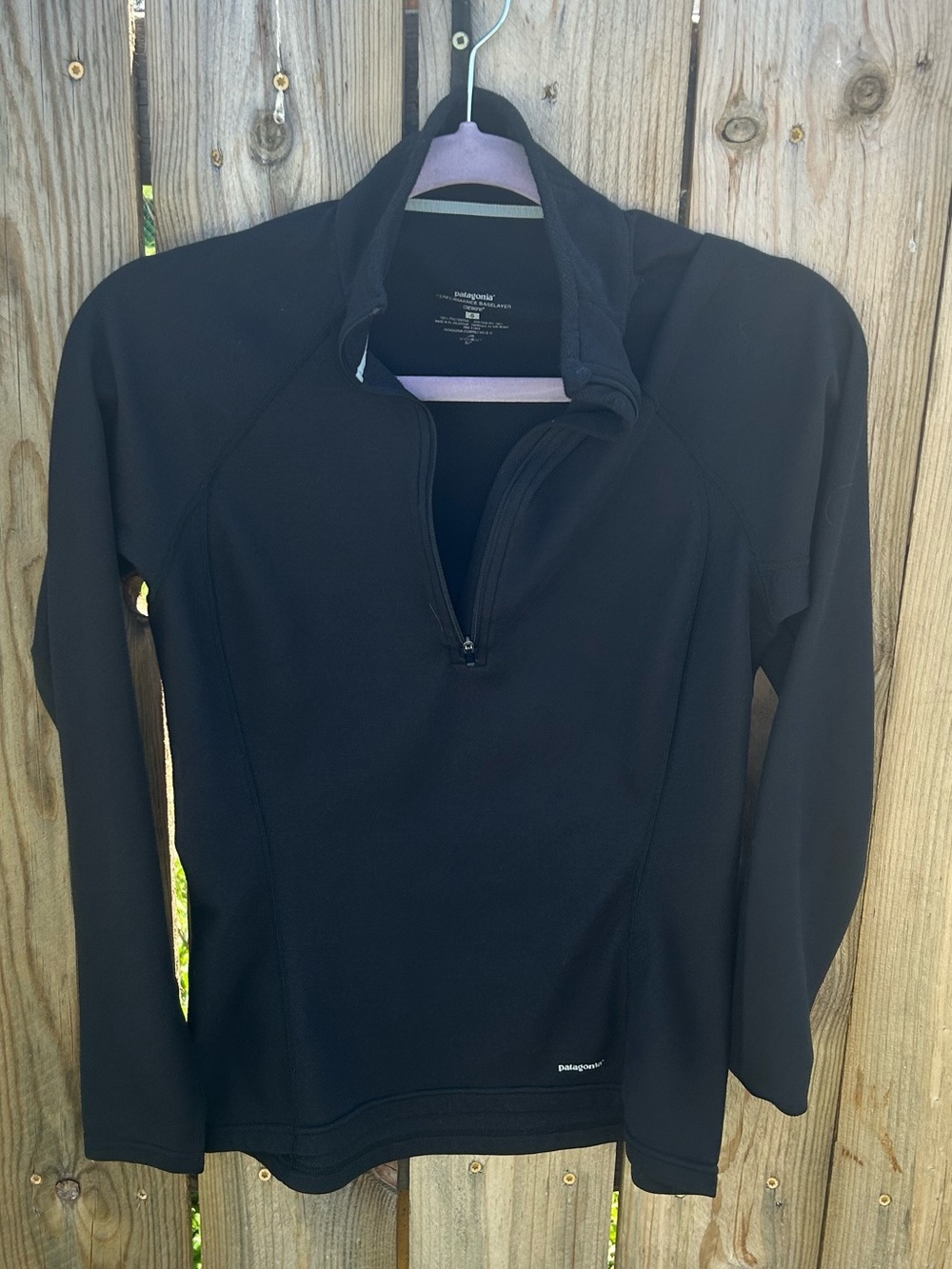 Patagonia Women's Black Quarter-Zip Performance Base Layer Size Small